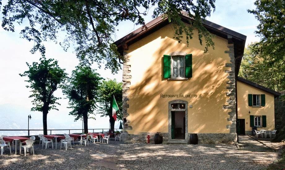 Ristorante Hotel Falchetto Brunate Exteriér fotografie